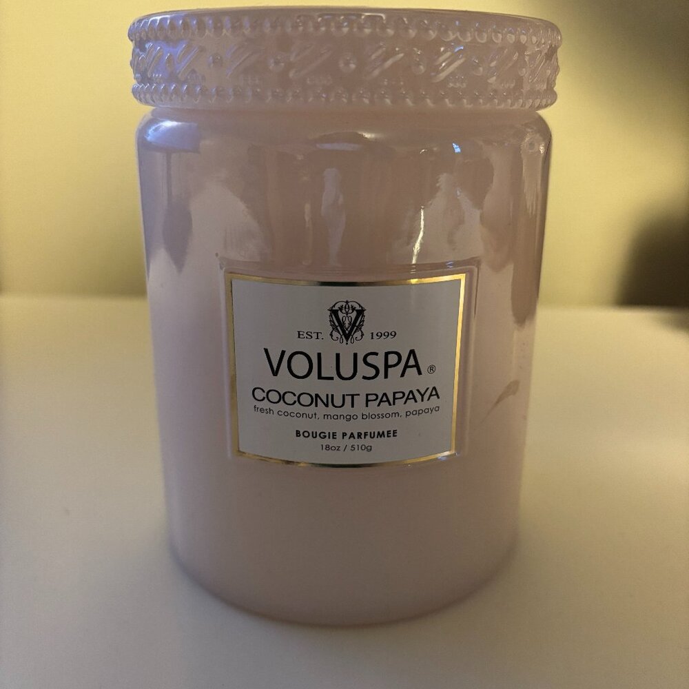 Voluspa Coconut  Papaya Candle 18oz